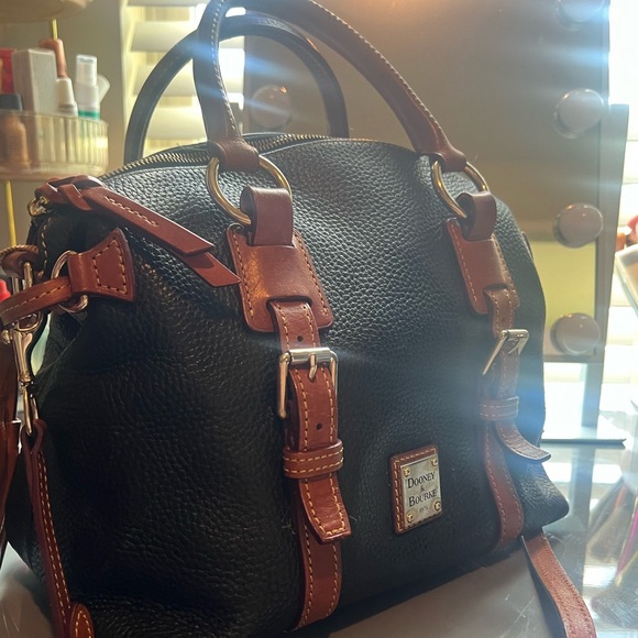 Pre Loved Dooney and Burke - Picture 4 of 10